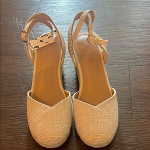 Elegant Cream Women's Wedge Sandals